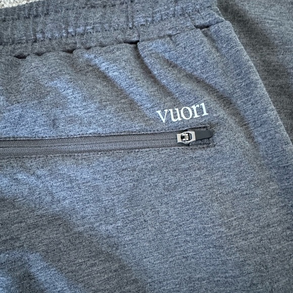 Vuori Sunday Performance Jogger Charcoal Heather - Picture 4 of 6